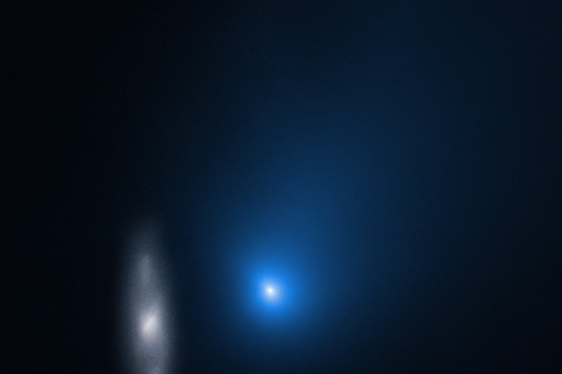 Hubble Space Telescope image of interstellar comet 2I/Borisov against a distant background of stars