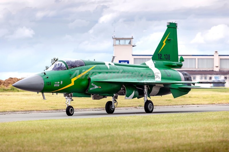 A Pakistan Air Force JF-17 Thunder fighter jet taxis on a runway