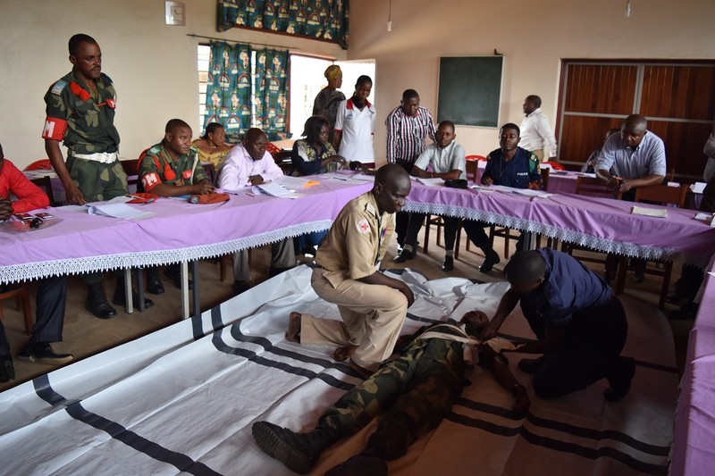 Red Cross first aid training session for Ituri prison staff in Bunia, Democratic Republic of the Congo